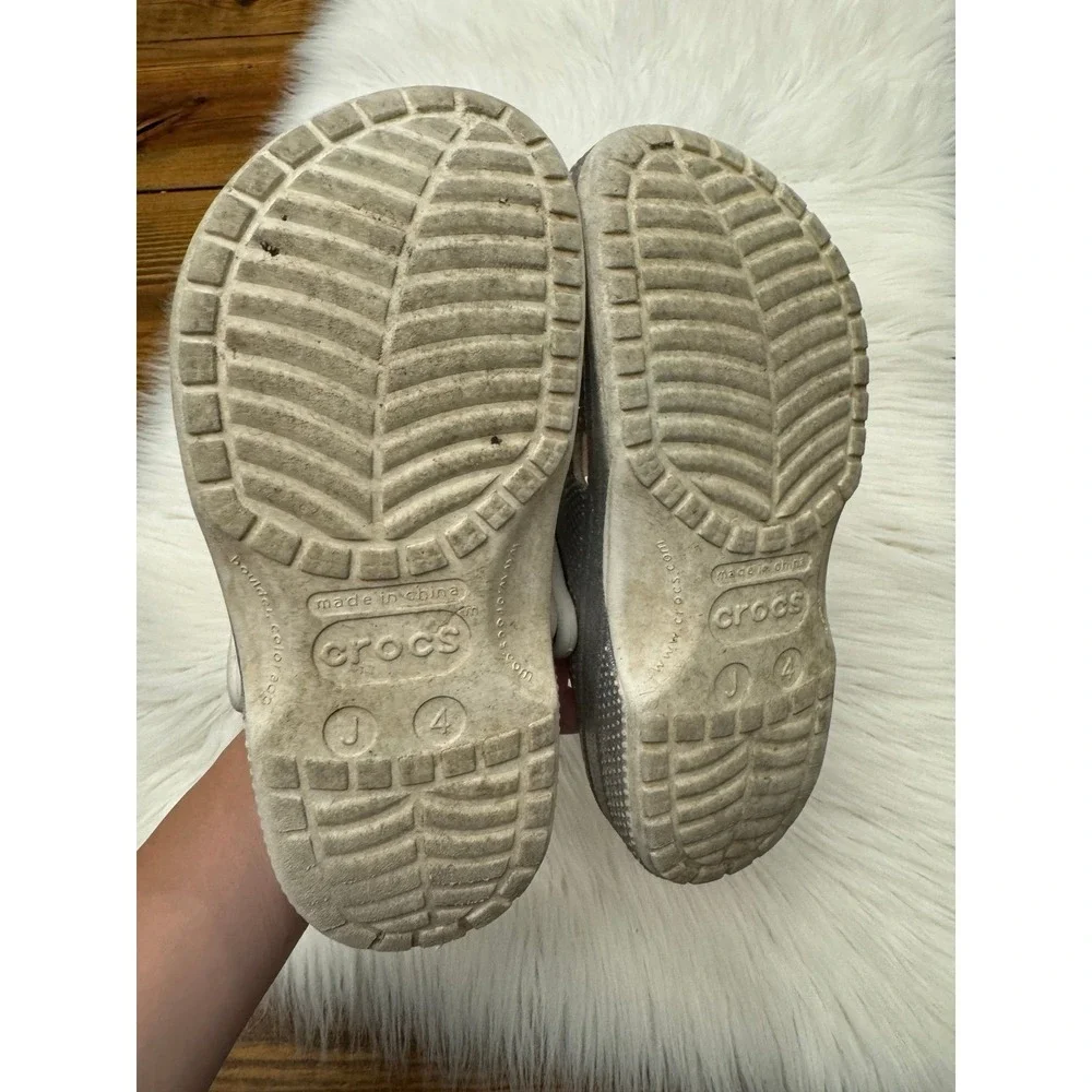 Crocs silver sparkle crocs size‎ J4